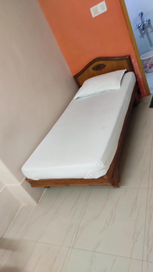 Sibi Lodge Коимбаторе Екстериор снимка
