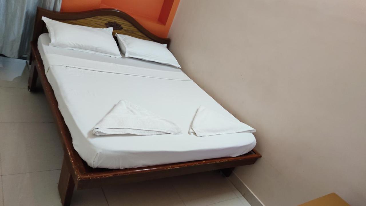 Sibi Lodge Коимбаторе Екстериор снимка