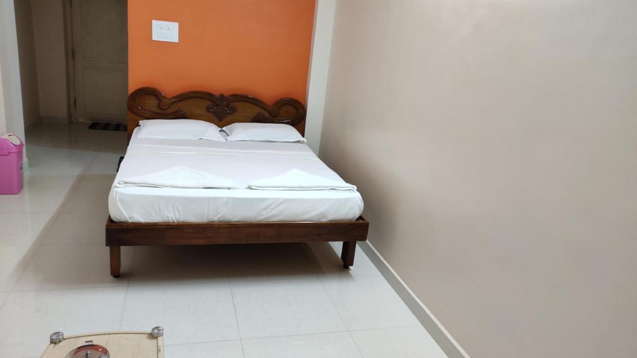 Sibi Lodge Коимбаторе Екстериор снимка