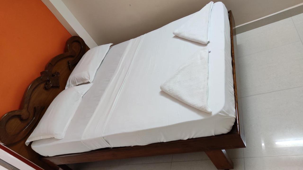 Sibi Lodge Коимбаторе Екстериор снимка