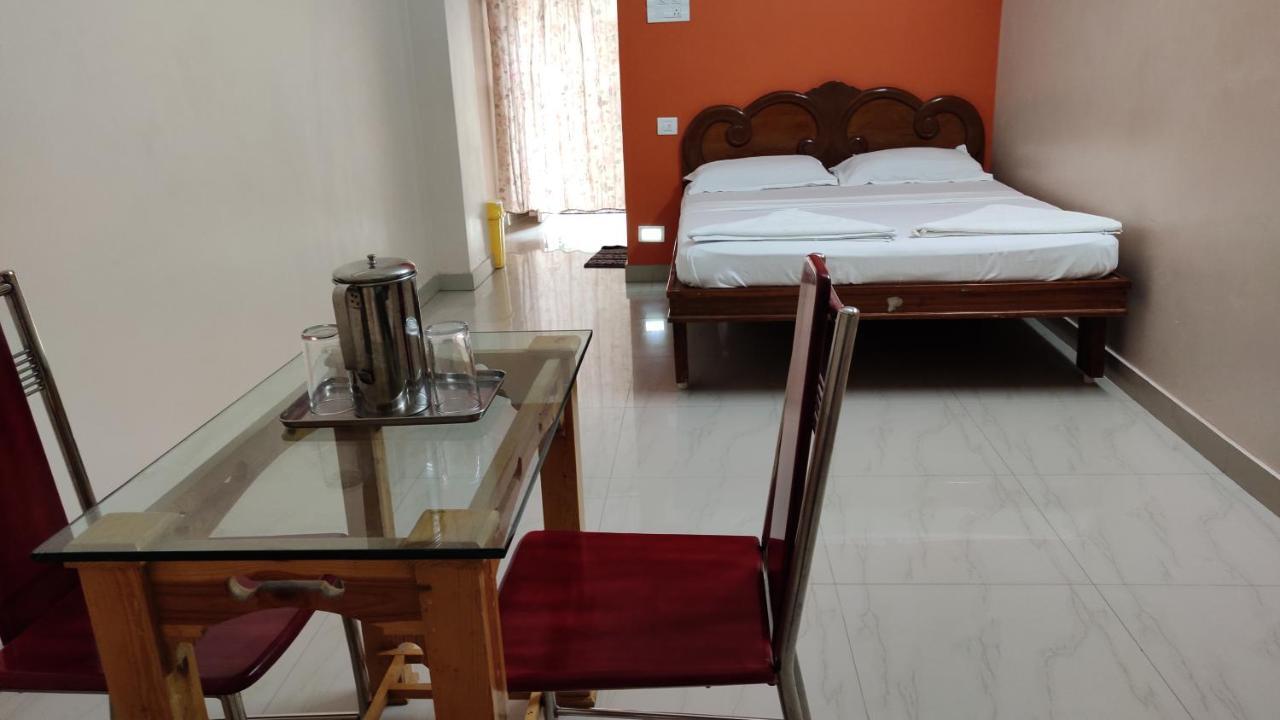 Sibi Lodge Коимбаторе Екстериор снимка