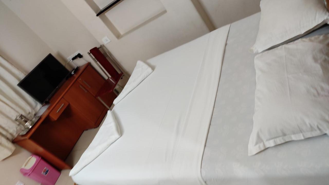 Sibi Lodge Коимбаторе Екстериор снимка
