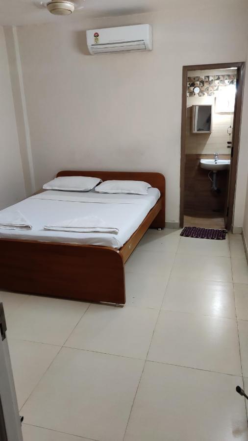 Sibi Lodge Коимбаторе Екстериор снимка
